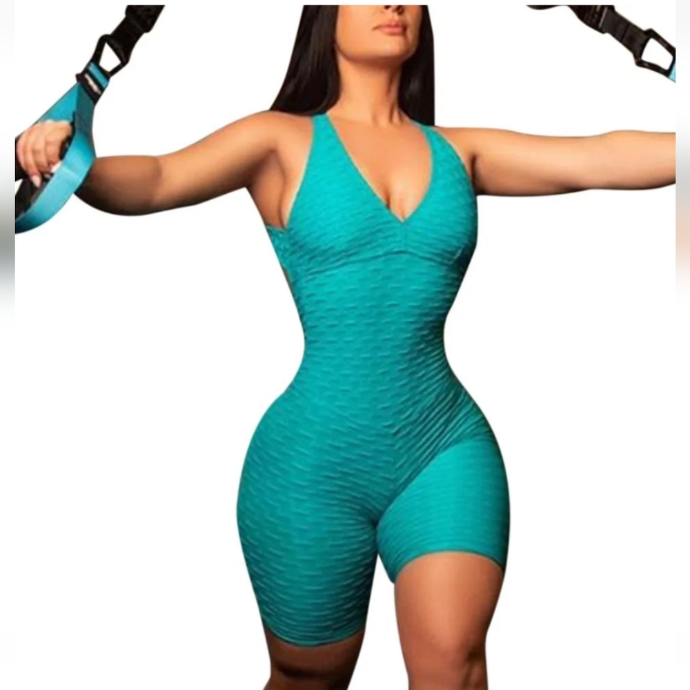 Jumpsuits/sportswear/apparel